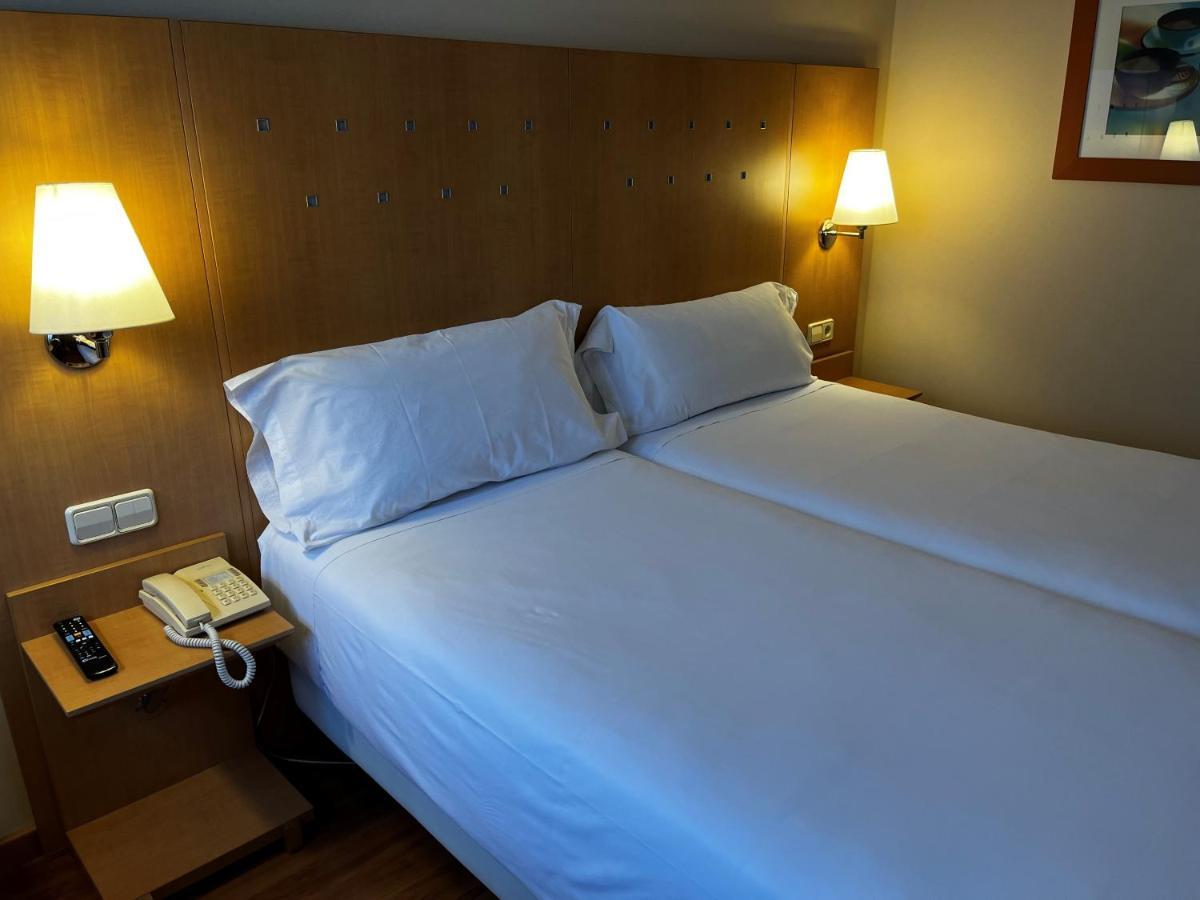 Holiday Inn Express Logrono Rioja By Ihg Exterior photo