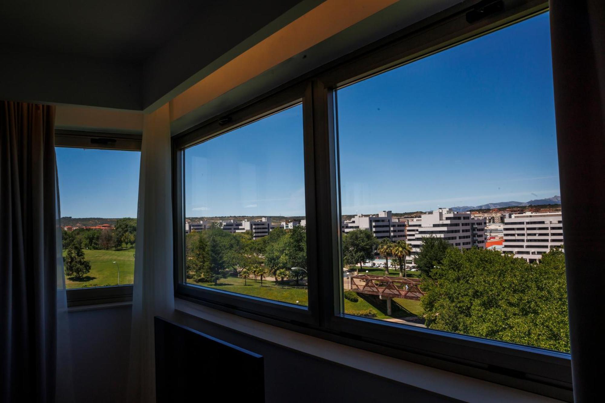 Holiday Inn Express Logrono Rioja By Ihg Exterior photo