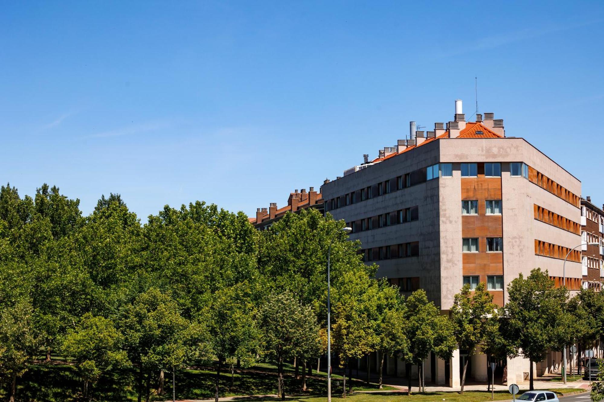 Holiday Inn Express Logrono Rioja By Ihg Exterior photo