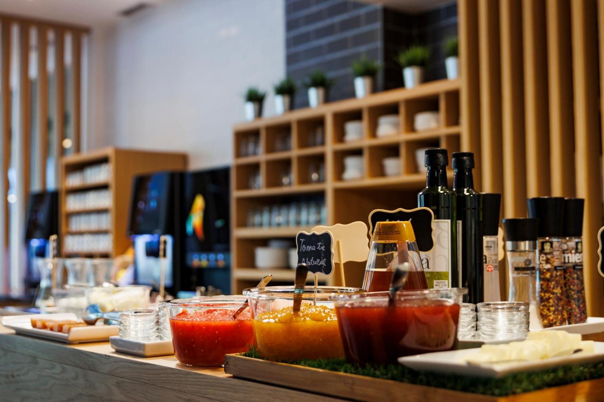 Holiday Inn Express Logrono Rioja By Ihg Exterior photo