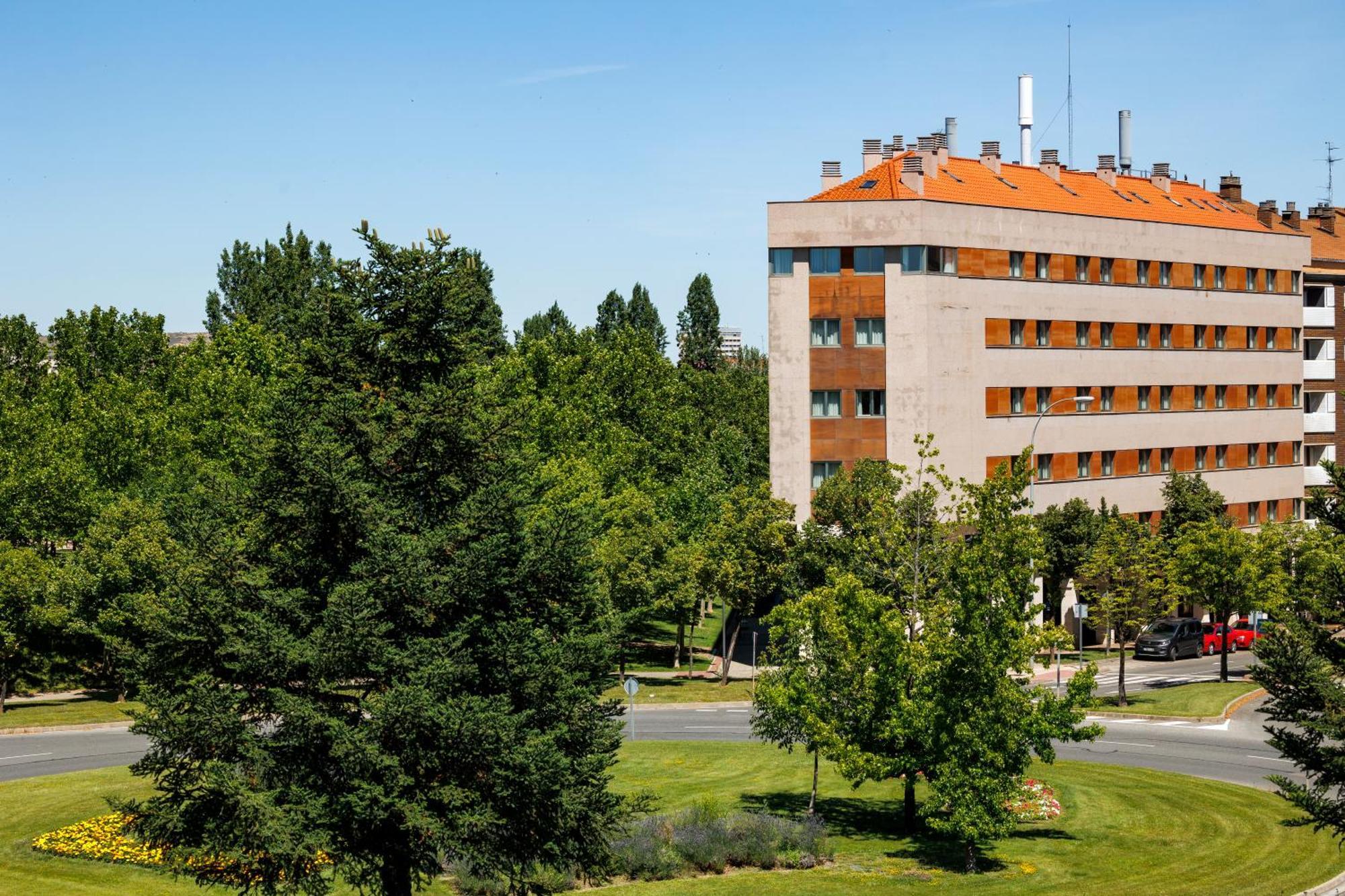 Holiday Inn Express Logrono Rioja By Ihg Exterior photo